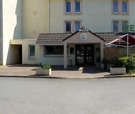 Motelia Hotel 2*