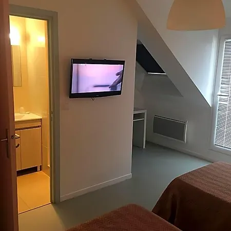 Motelia Hotel 2*